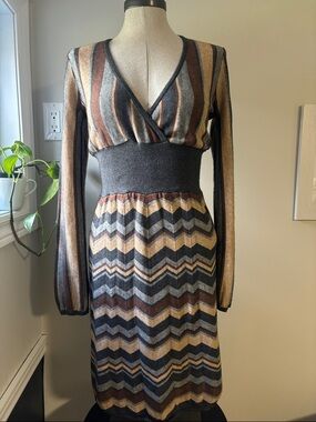 EVEN DESIGN HISTORY cashmere and silk dress